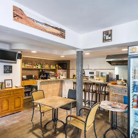 波南特阳光公寓酒店 *