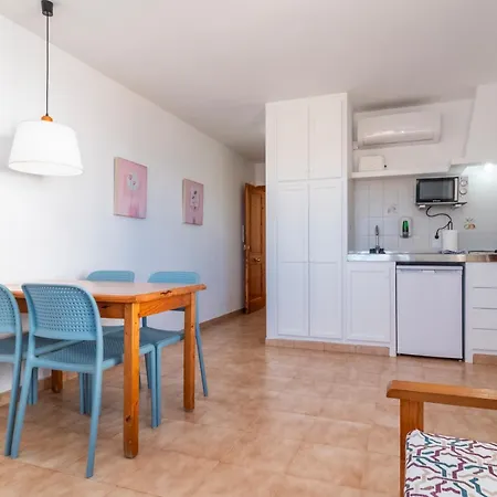 Sol Ponent Апартаменты Кала-Бланка